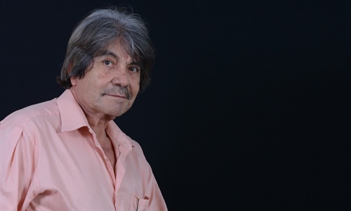 Entrevistas al Dr. Octavio Paredes López en "Crónica"