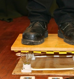 El Circo de la Física cumple dos décadas de divulgar la ciencia