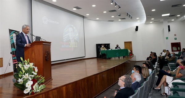 Entrega Cinvestav premio Arturo Rosenblueth a las mejores tesis de doctorado