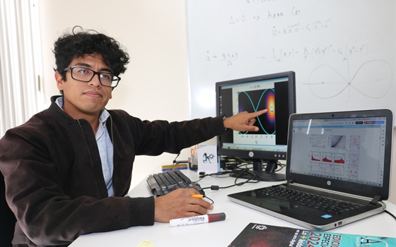 Colaborar con el Premio Nobel de Física 2025